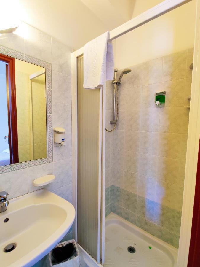 Albergo Delle Rose Баньара-Калабра Экстерьер фото