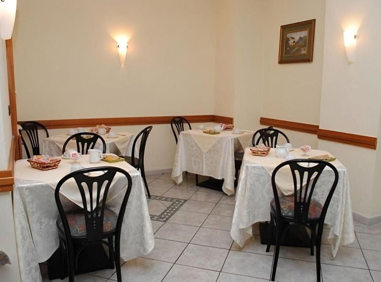 Albergo Delle Rose Баньара-Калабра Экстерьер фото