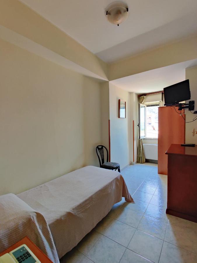 Albergo Delle Rose Баньара-Калабра Экстерьер фото